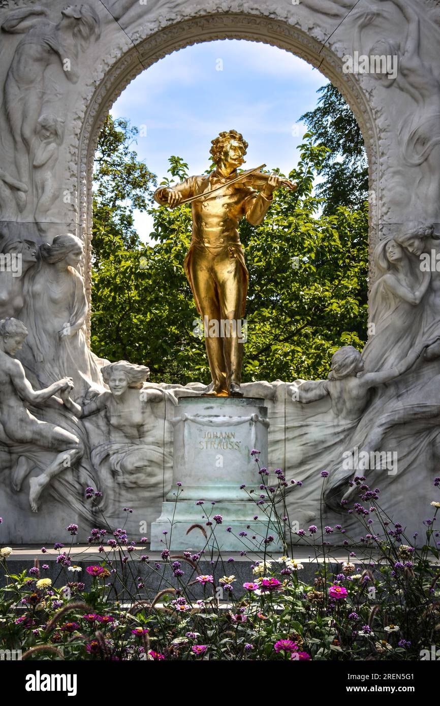 The Johann Strauss Golden Monument in Stadtpark - Vienna, Austria Stock Photo