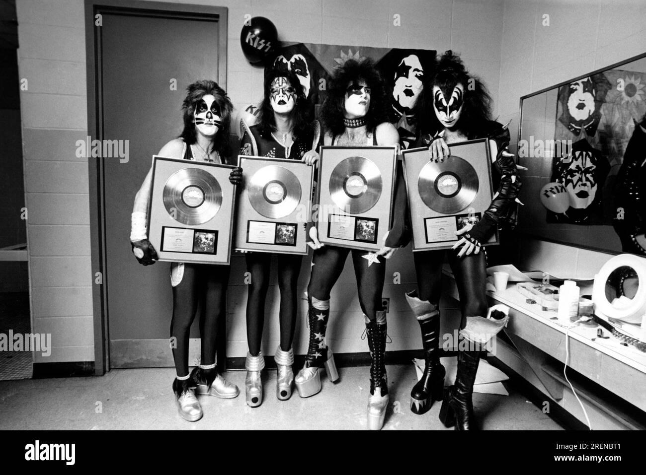 PAUL STANLEY, KISS, GENE SIMMONS, ACE FREHLEY and PETER CRISS in BIOGRAPHY: KISSTORY (2021), directed by D. J. VIOLA. Credit: A&E Television Networks / Album Stock Photo