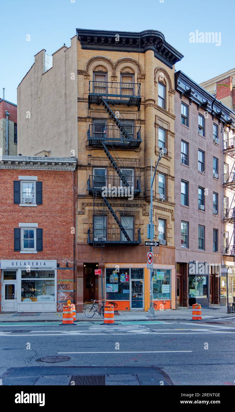 West Village: 45 Eighth Avenue is a five-story brick and stone apartment building in Manhattan’s Greenwich Village Historic District. Stock Photo