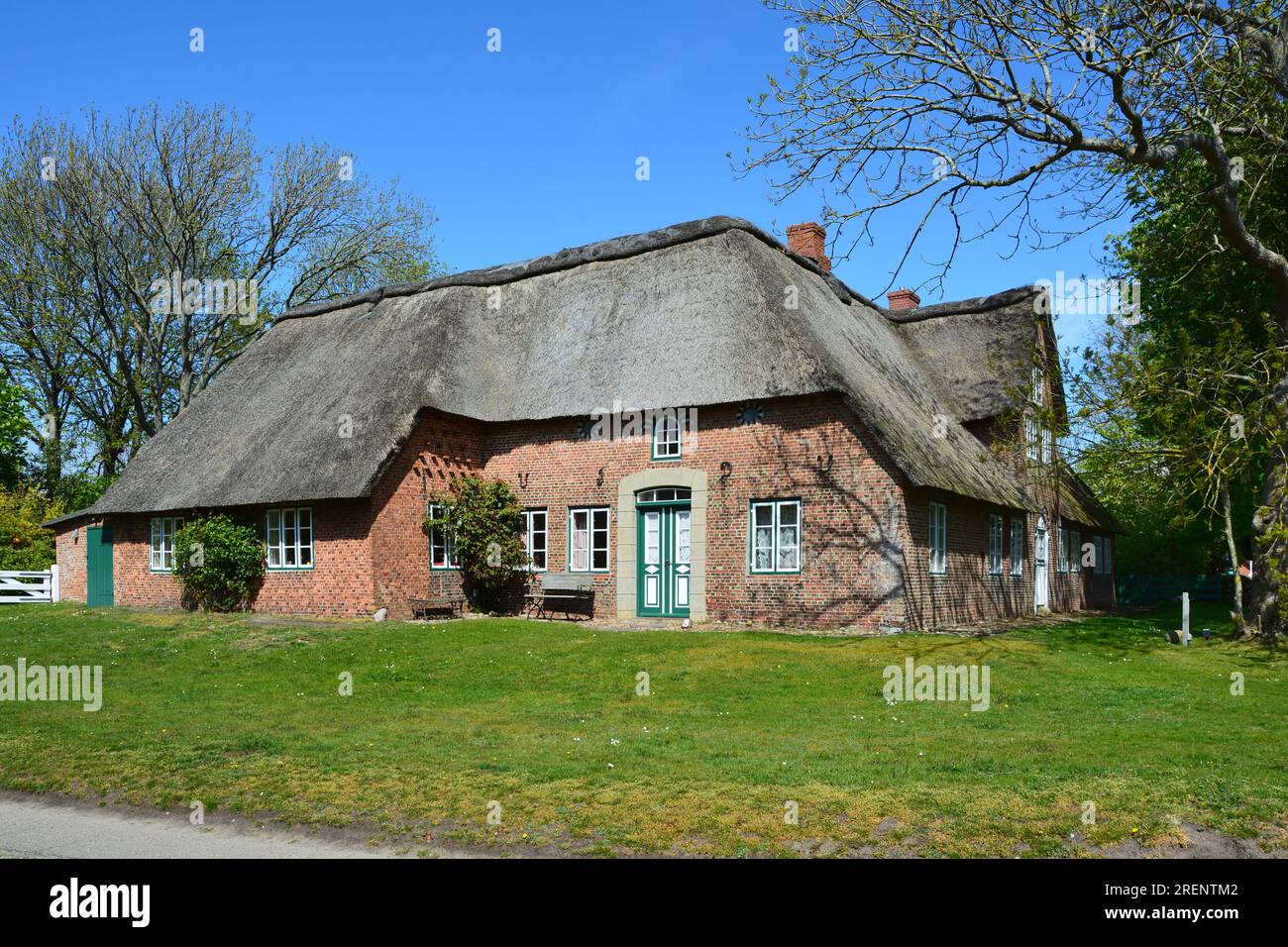 Friesenhaus / Frisian house in Keitum, Sylt, Frisian Islands,Wadden Sea, North Sea, Schleswig-Holstein, Germany Stock Photo