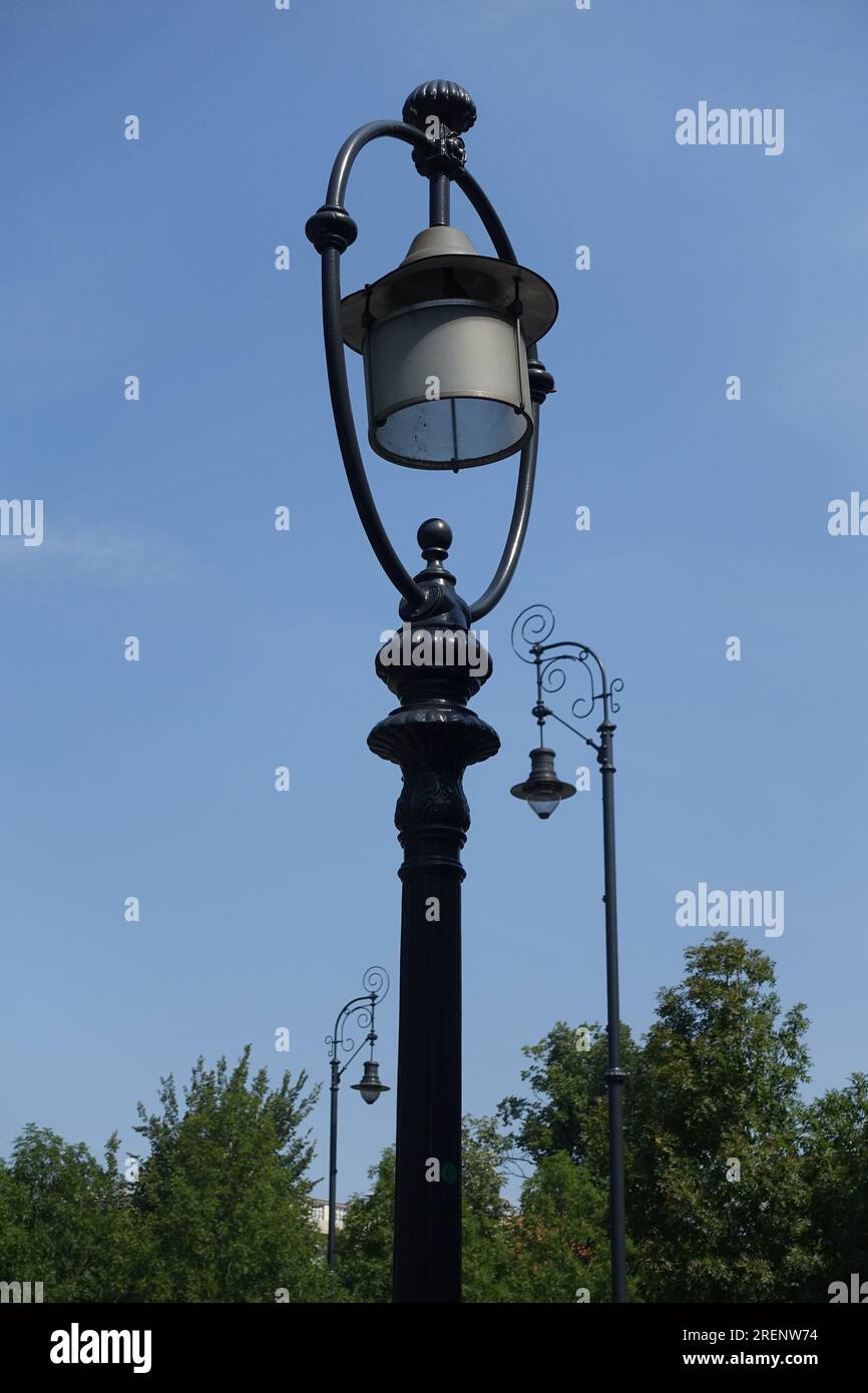 Budapest, Andrassy Ut, Straßenbeleuchtung // Budapest, Andrassy Ut, Lamppost Stock Photo