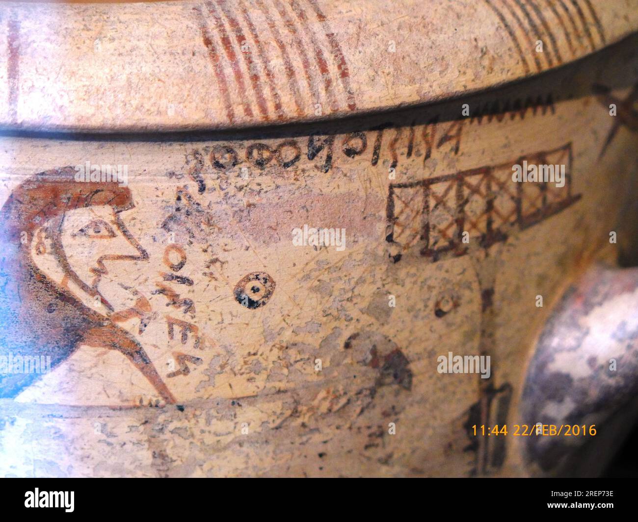 Ancient greek pottery gods hi-res stock photography and images - Alamy