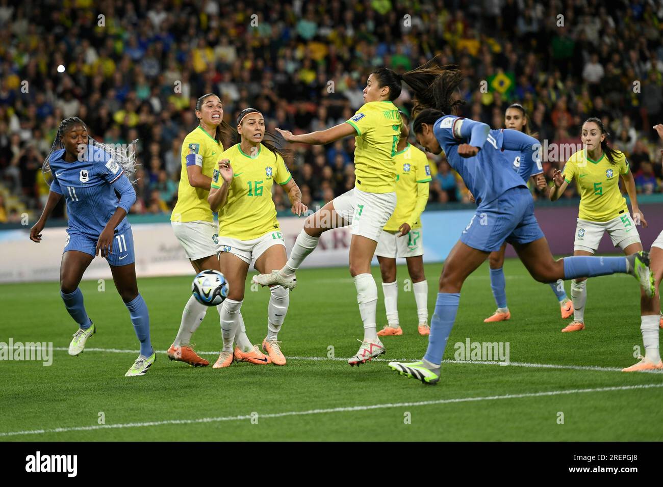 29th July 2023;  Brisbane Stadium, Brisbane, Queensland, Australia: FIFA Womens World Cup Group F Football, France versus Brazil; Wendie Renard of France wins the header to score her goal for  2-1 in the 83rd minute Stock Photo