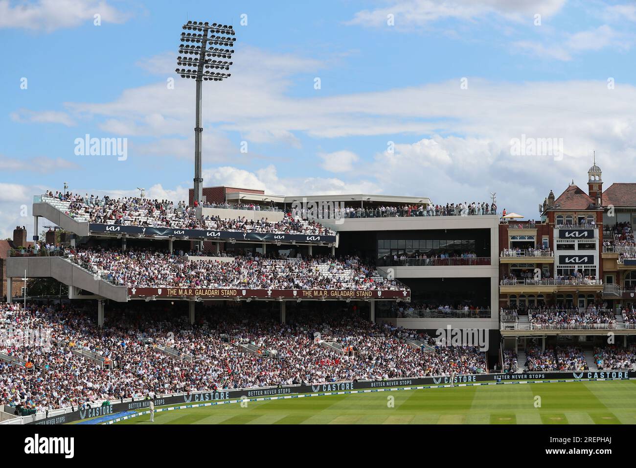 M a r galadari stand hires stock photography and images Alamy