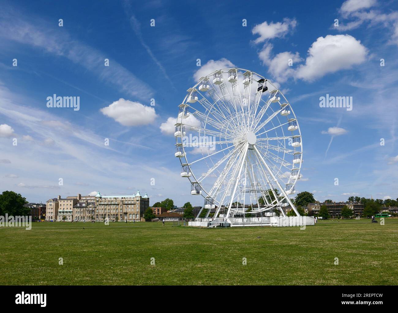 Observation wheel on Parker's Piece, Cambridge, England, UK Stock Photo