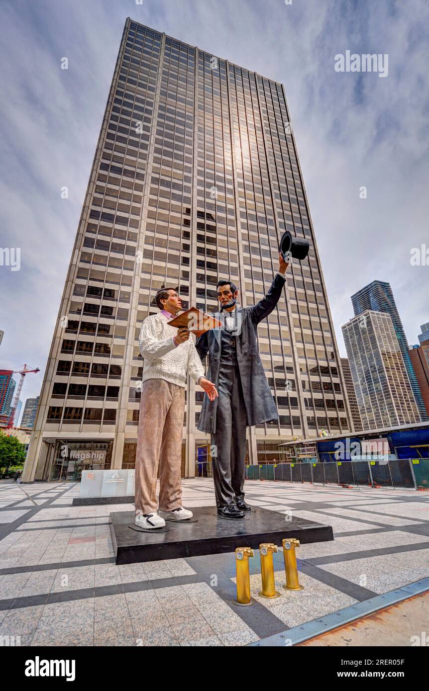 Chicago, Illinois, USA, 06/11/2017: 'Return Visit' by artist Seward Johnson in Chicago.  Abraham Lincoln is depicted discussing the Gettysburg address Stock Photo