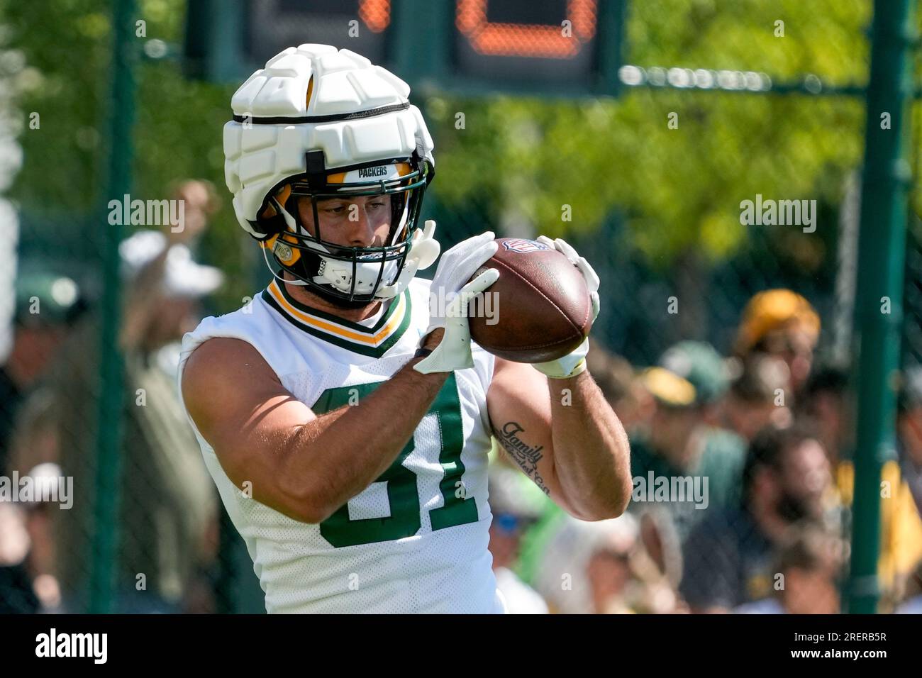 Green Bay Packers' Josiah Deguara catches during NFL football training camp  Saturday, July 29, 2023, in Green Bay, Wis. (AP Photo/Morry Gash Stock  Photo - Alamy