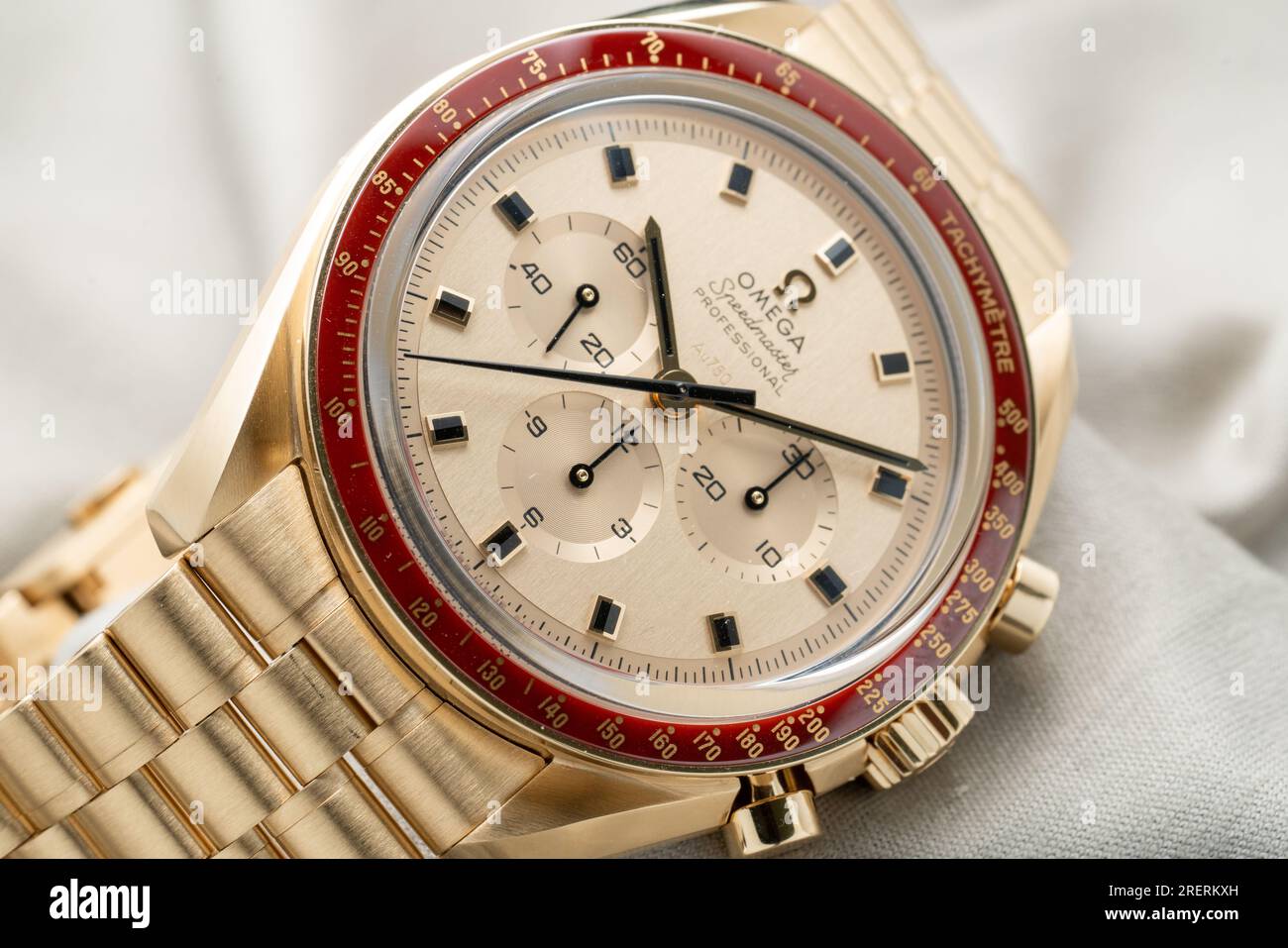 Apollo 11 50th anniversary in Moonshine™ gold Ref. 310.60.42.50.99.001 Stock Photo