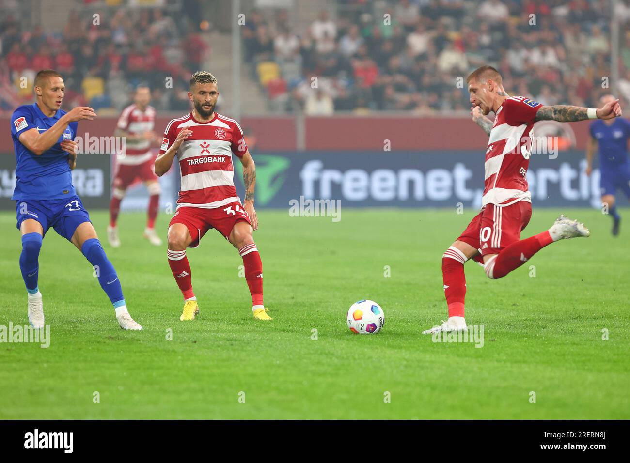 Palko Dardai of MOL Fehervar FC competes for the ball with