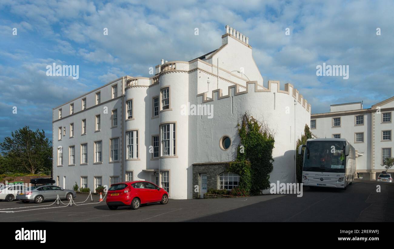 Exterior of the North West Castle Hotel in Stranraer, Dumfries and Galloway, Scotland. Built in 1820 as a home for Sir John Ross, the Artic explorer w Stock Photo