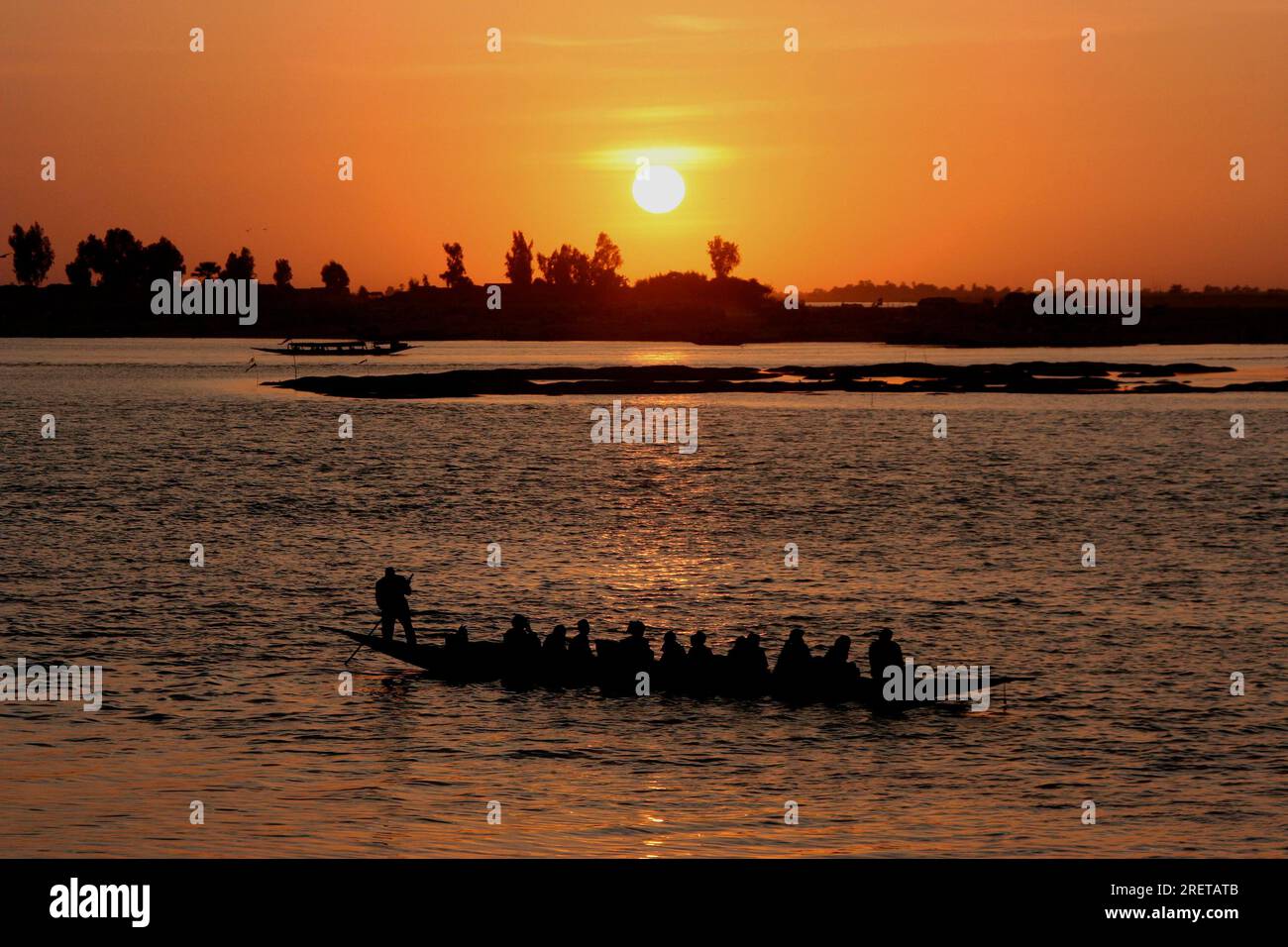Evening light on the Bani River near Mopti, Mali Stock Photo