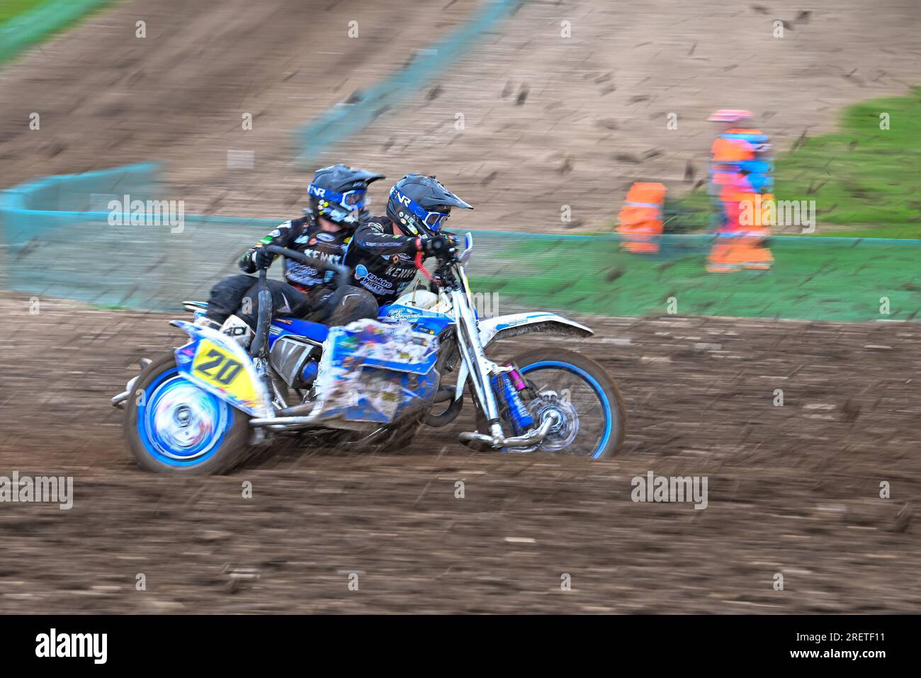 Adrian PETER and Joel HOFFMANN in the first qualifying race during the