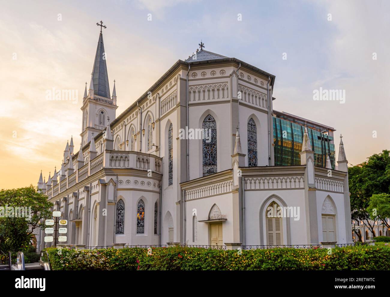 Sunset over the re-purposed old Gothic style chapel, now the CHIJMES Hall, CHIJMES Complex, Singapore Stock Photo
