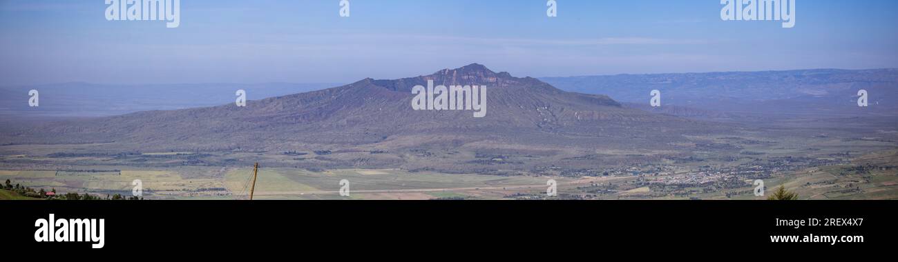 Kenya Landscapes Mount Longonot is a stratovolcano located southeast of Lake Naivasha in the Great Rift Valley of Kenya, Africa. It is thought to have Stock Photo