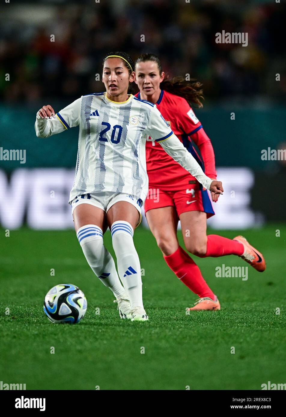 Auckland, New Zealand. 30th July, 2023. Quinley Mirielle Quezada (L) of