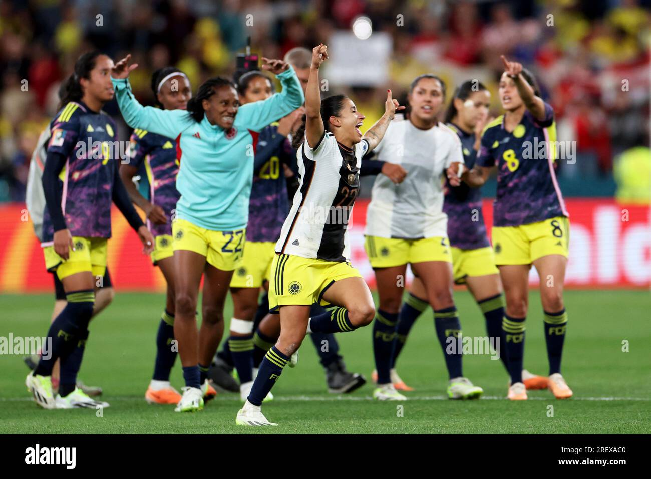 Colombia jersey hotsell 2018 women's