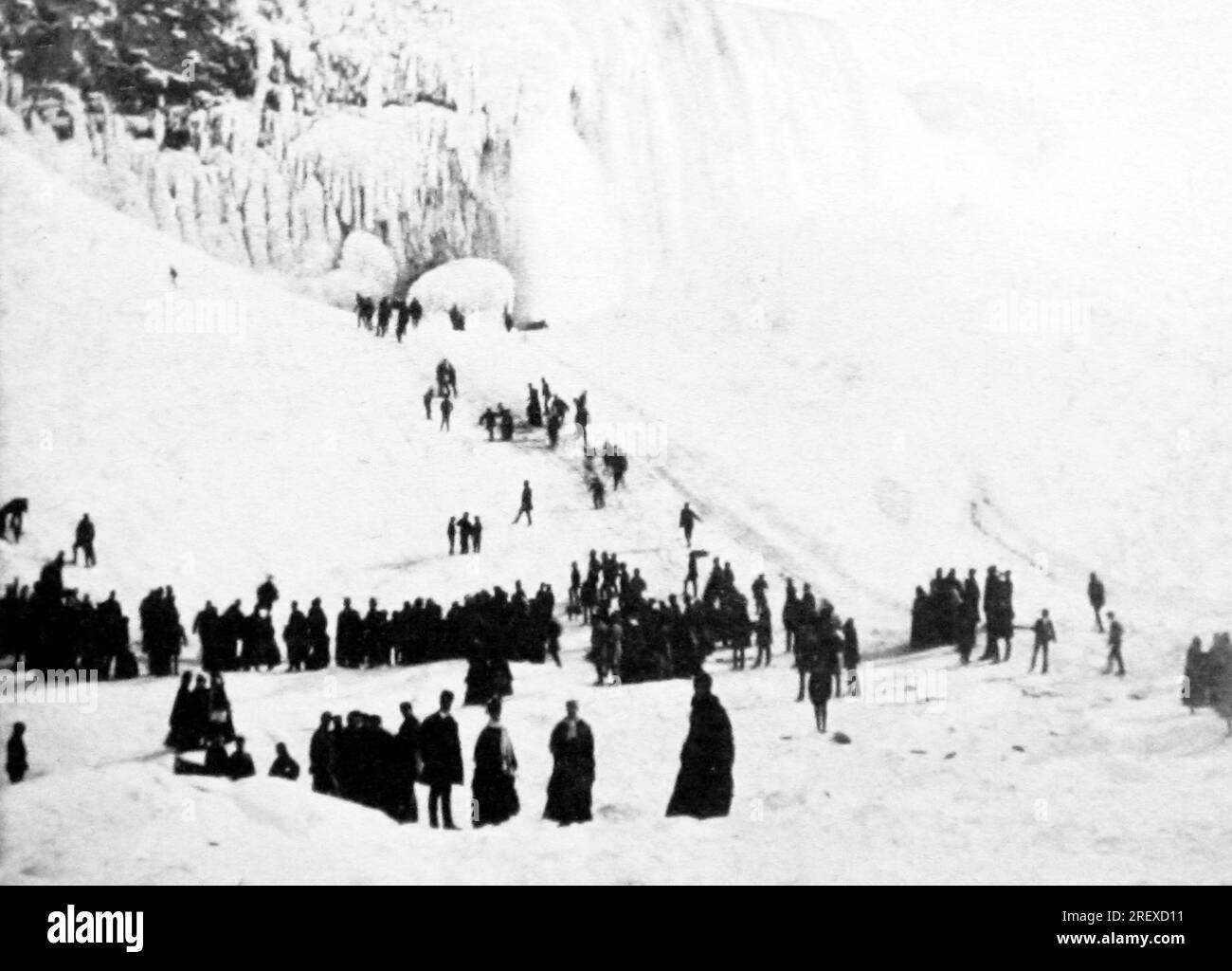 Vintage niagara falls hi-res stock photography and images