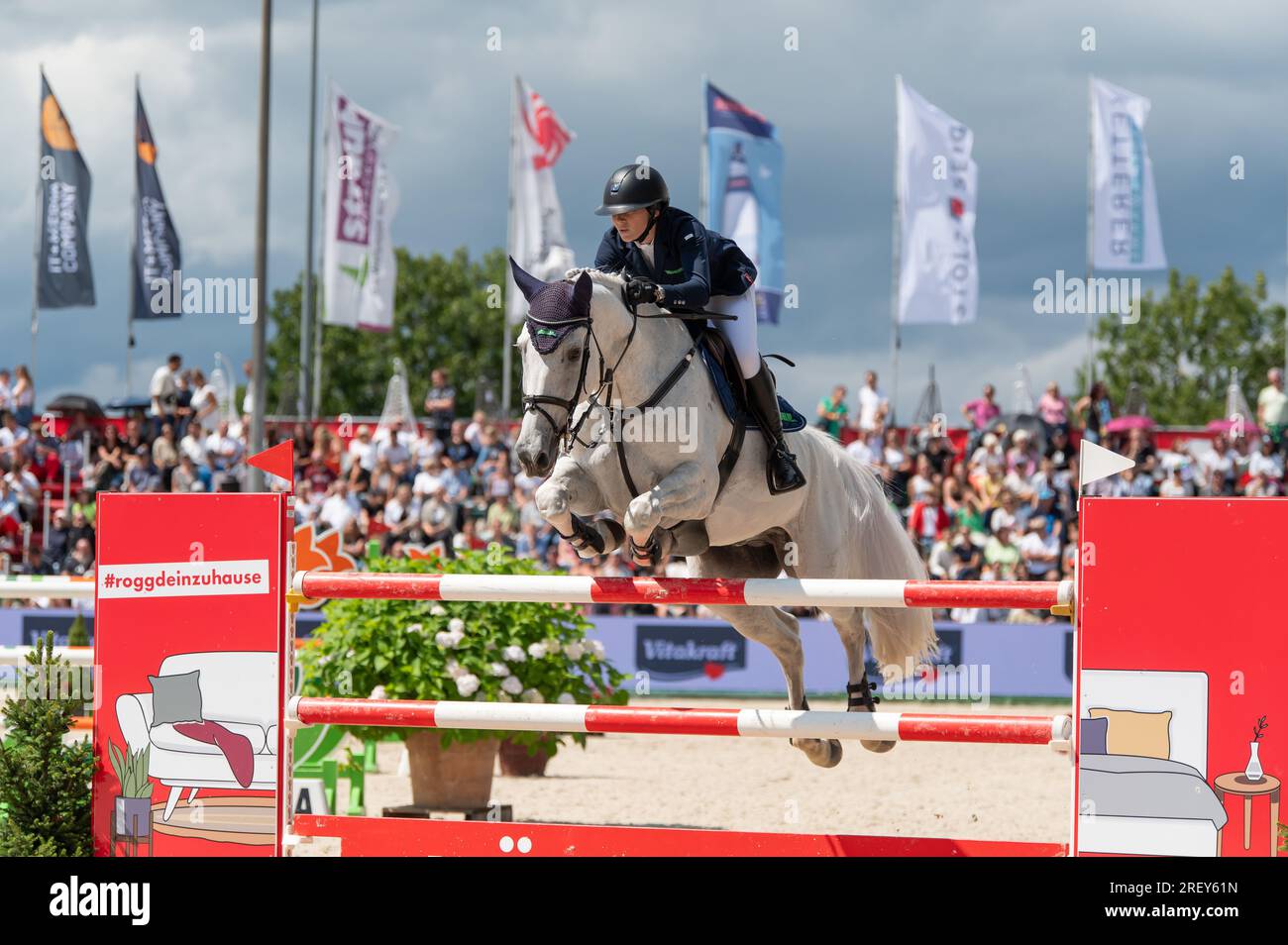 Pia reich hi-res stock photography and images - Alamy