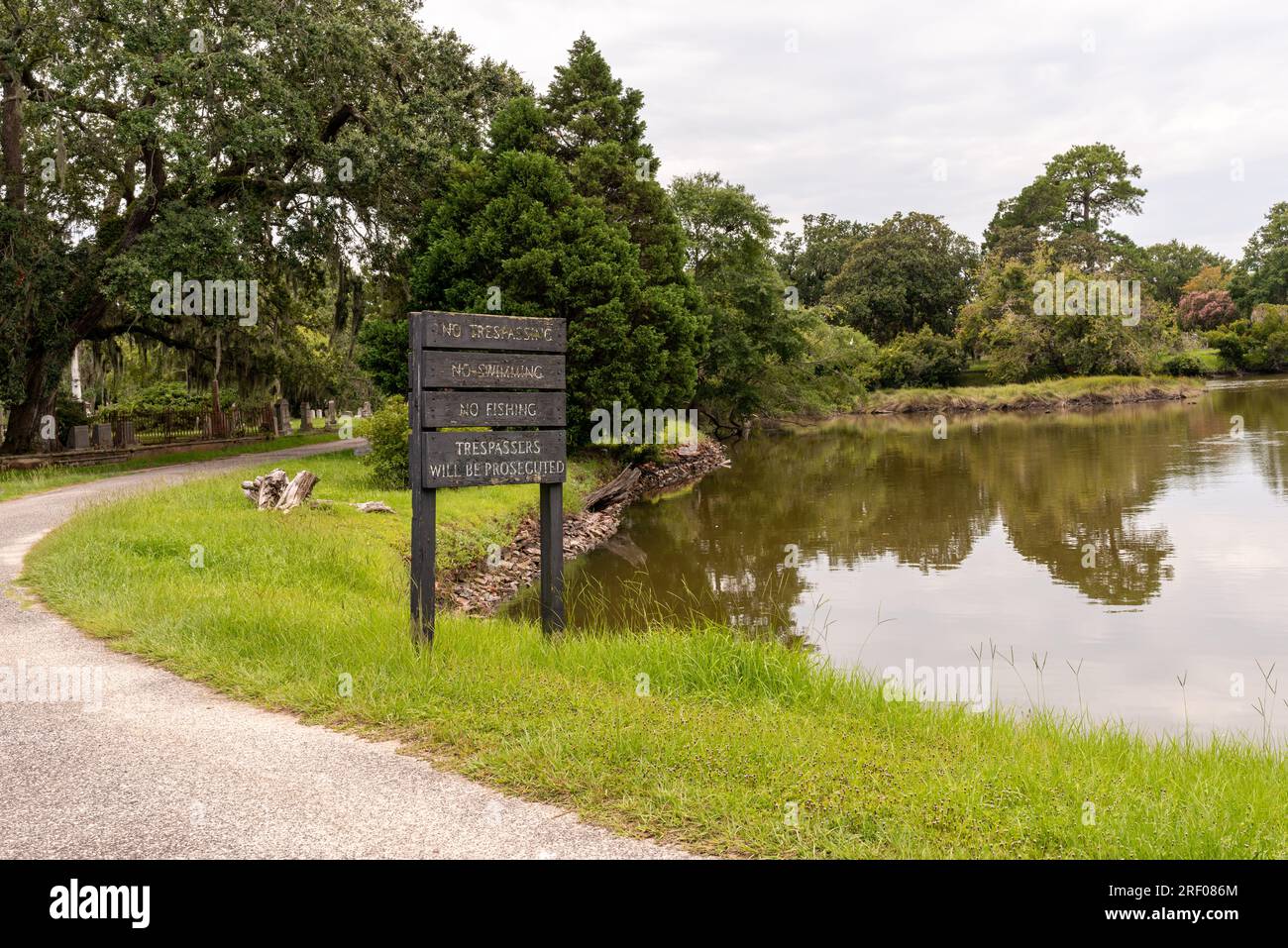 Historic Magnolia Cemetery, Charleston, SC Stock Photo Alamy