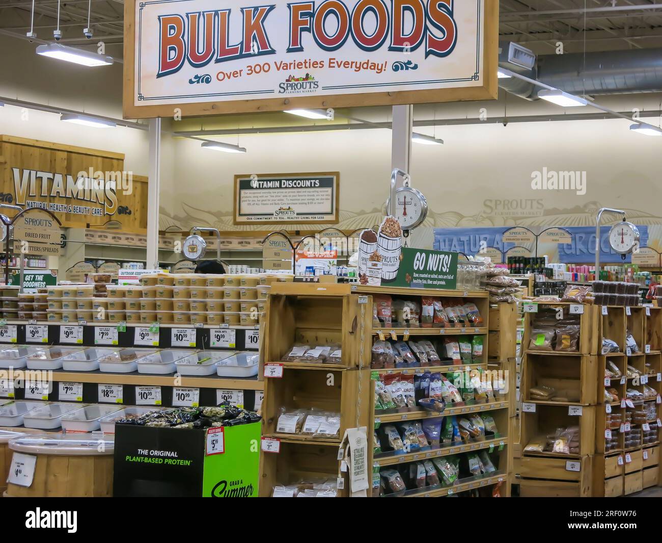 Bulk food hi-res stock photography and images - Alamy