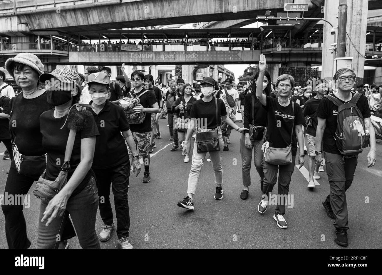 political-protests-in-bangkok-stock-photo-alamy