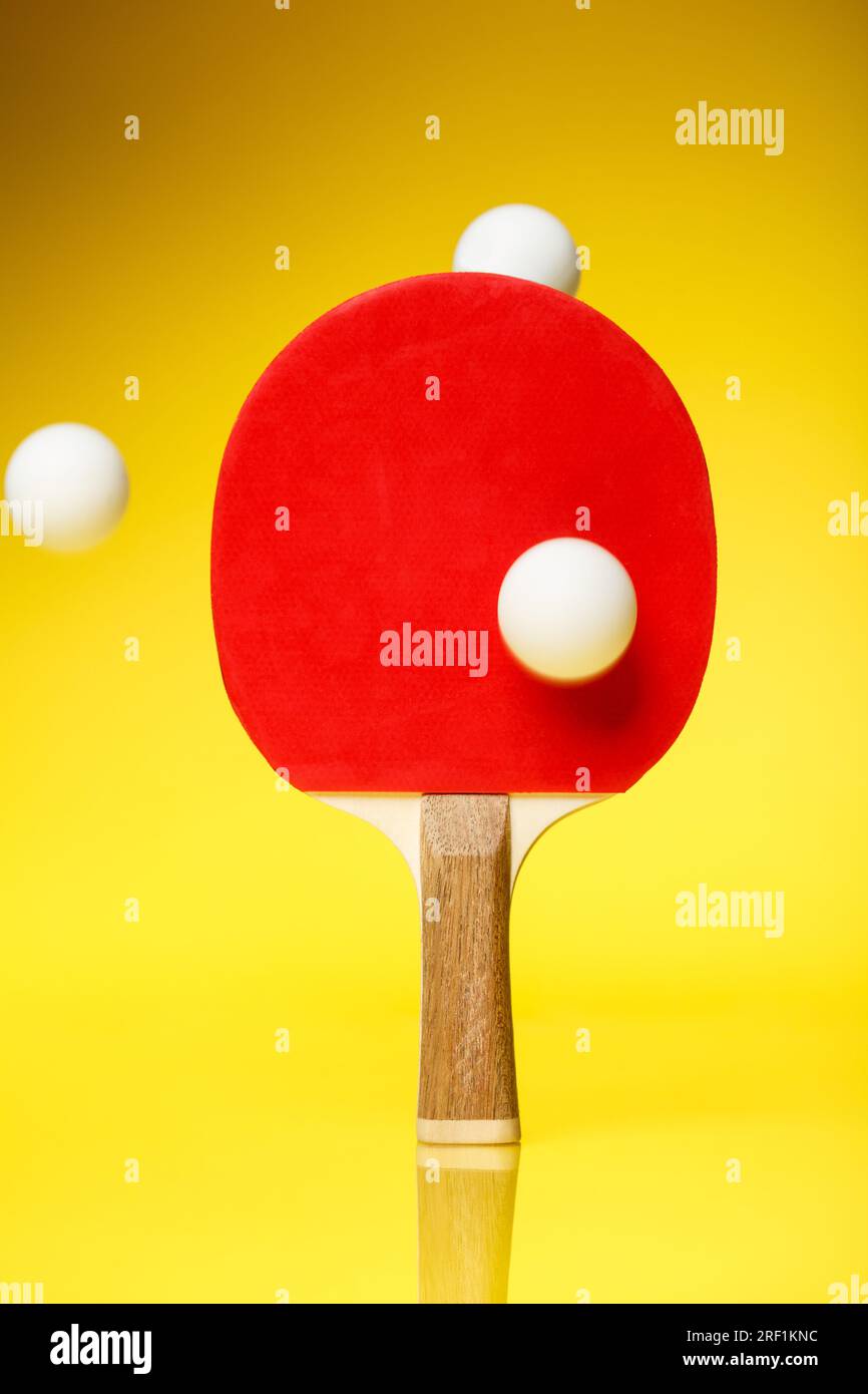 Ping pong ball air hi-res stock photography and images - Alamy
