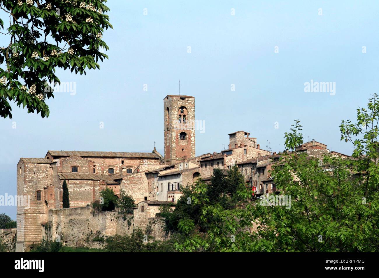 View of the upper town of Colle de Val d'Elsa Stock Photo