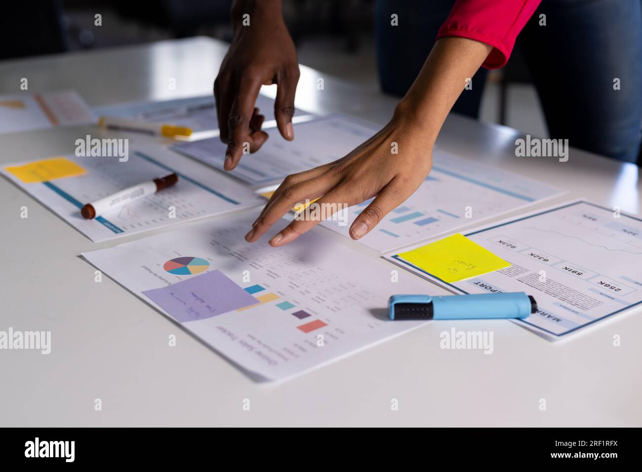 Diverse male female colleagues standing hi-res stock photography and ...