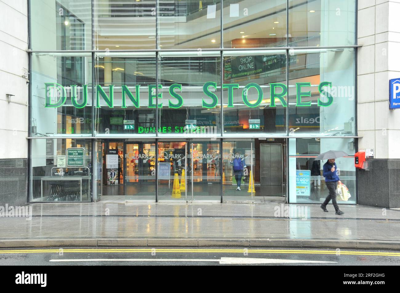 Dunnes Stores. Copysapce Stock Photo Alamy