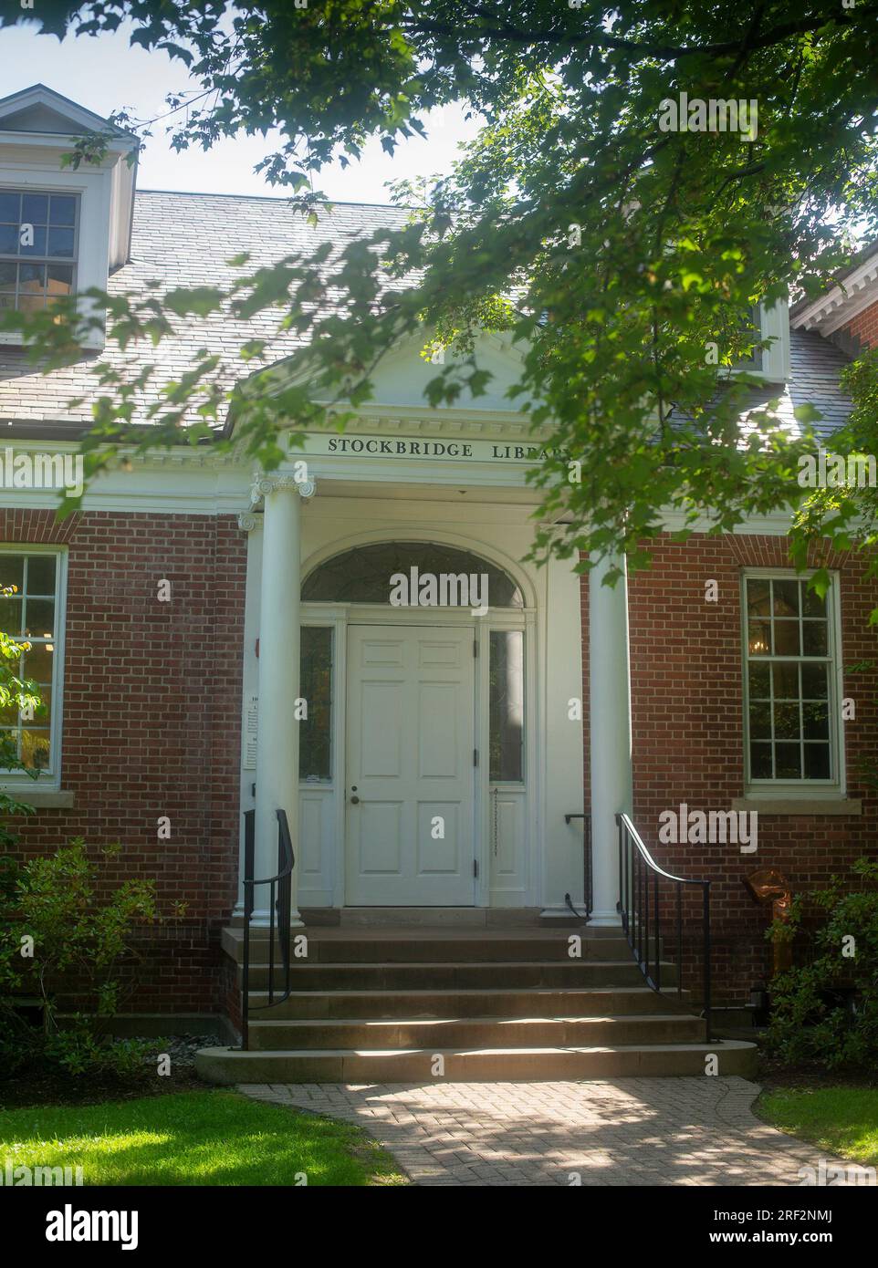 Stockbridge massachusetts hires stock photography and images Alamy