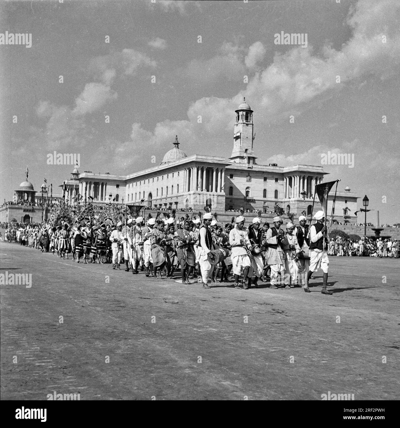 old vintage 1900s black and white picture of Indian First Republic Day