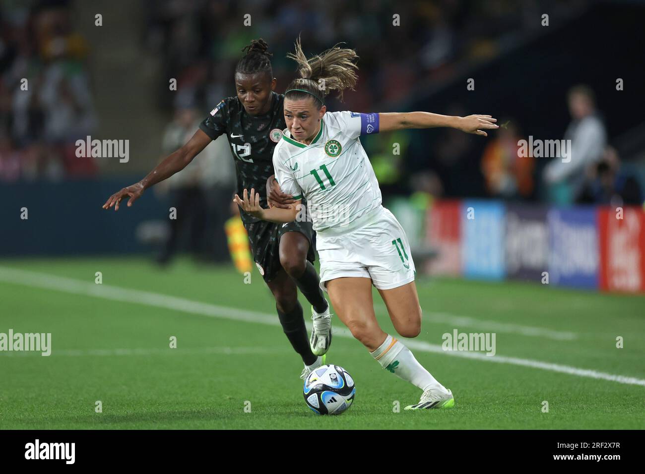 Republic of Ireland's Katie McCabe (right) and Nigeria's Uchenna Kanu ...
