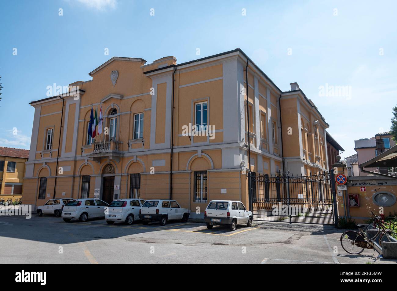 The DSU Toscana (Regional Agency for the Right to Education) and Administrative headquarters and residence service secretariat on Palazzo dei Cavalier Stock Photo