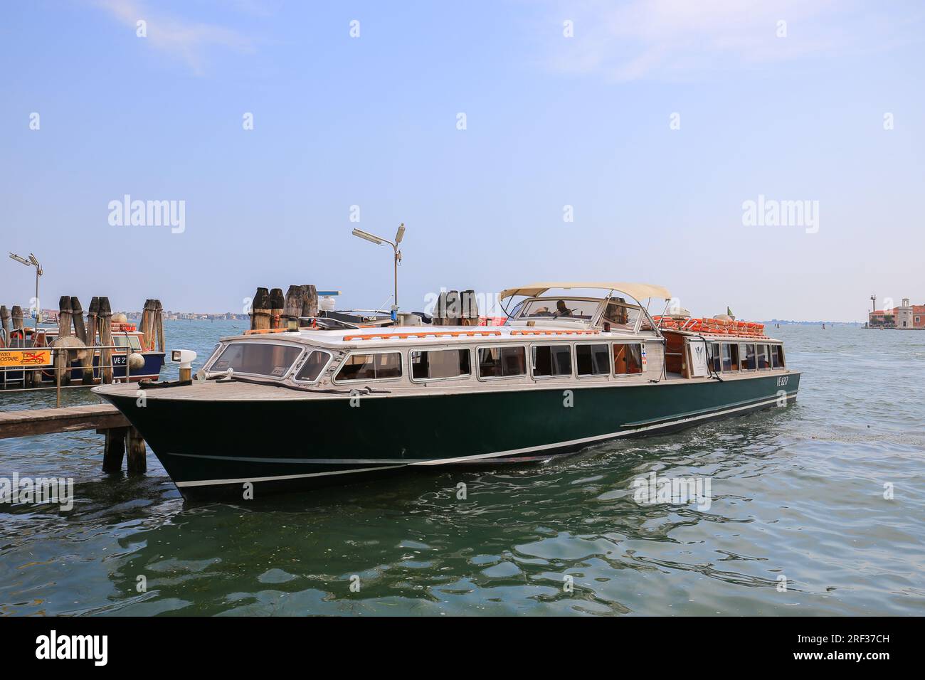 Excursion transport hi-res stock photography and images - Alamy