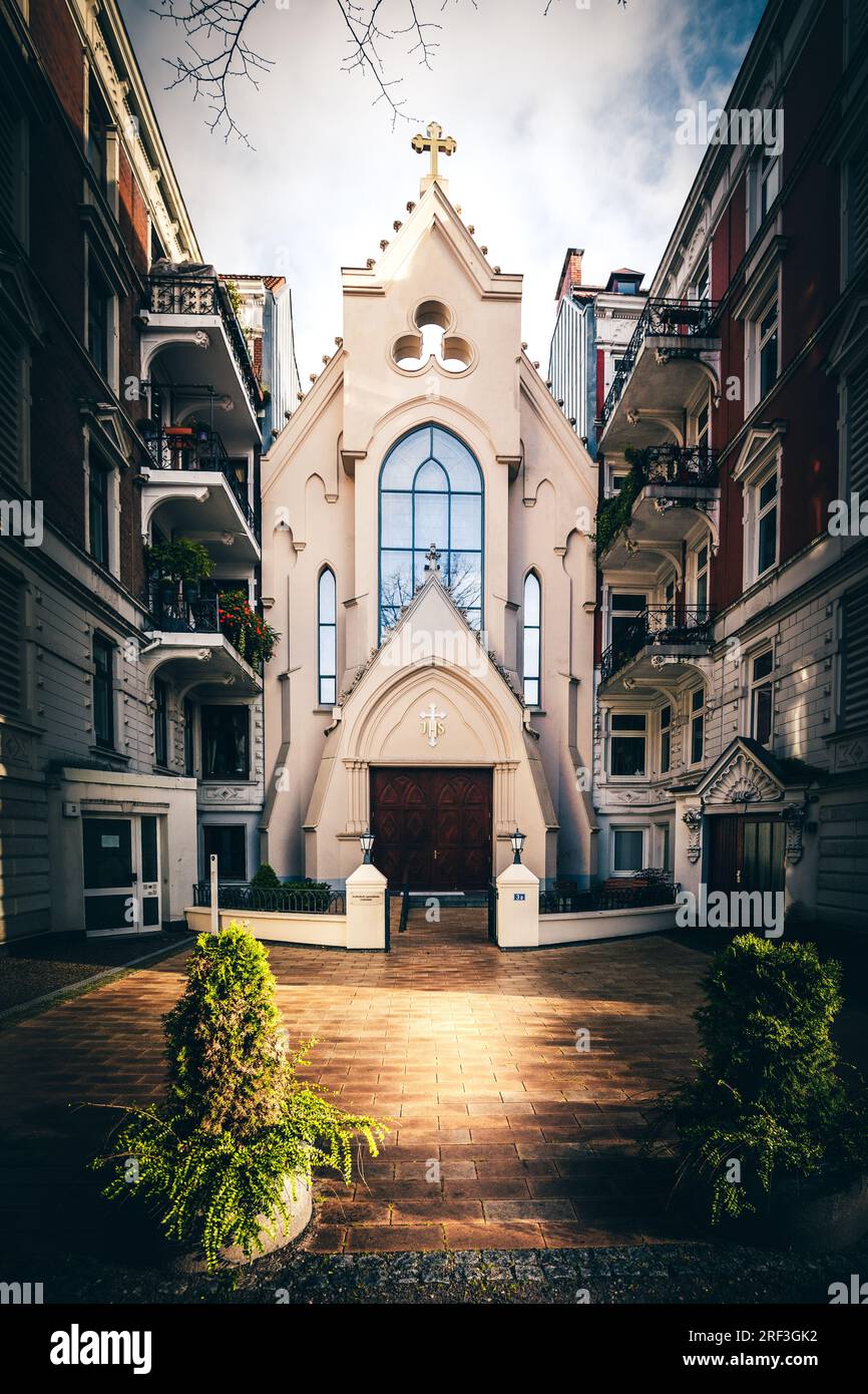 Hamburg church between residential buildings, a facade like in New York. Catholic Apostolic
