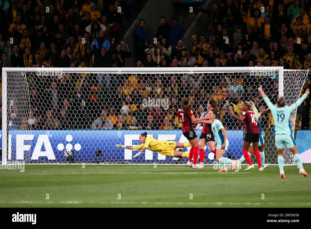 Melbourne, Australia, 31 July, 2023. Hayley Raso of Australia  gets the ball past Kailen Sheridan of Canada to score a goal during the Women's World Cup football match between Canada and Australia at AAMI Park on July 31, 2023 in Melbourne, Australia. Credit: Dave Hewison/Speed Media/Alamy Live News Stock Photo