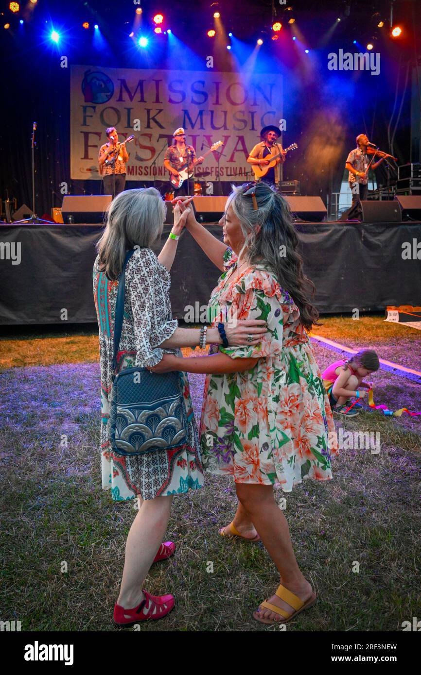 Women dancing at Music Festival Stock Photo - Alamy