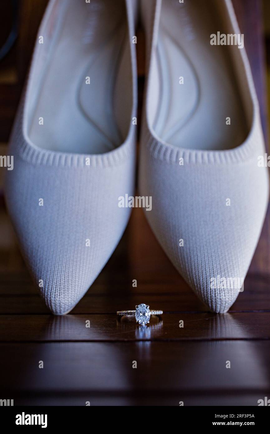 Kenya Wedding Photographers By Antony Trivet Accessories Details