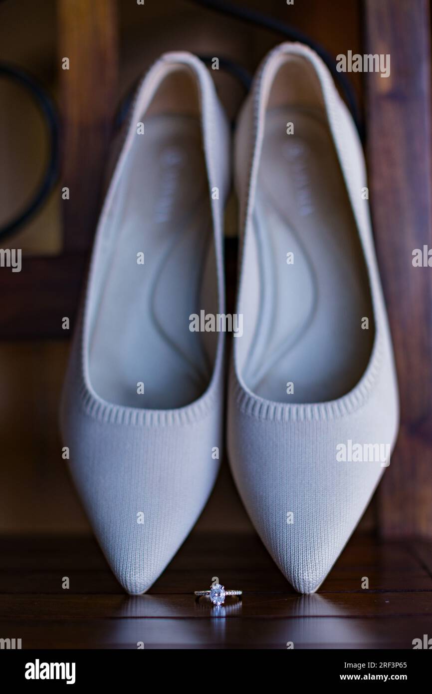 Kenya Wedding Photographers By Antony Trivet Accessories Details