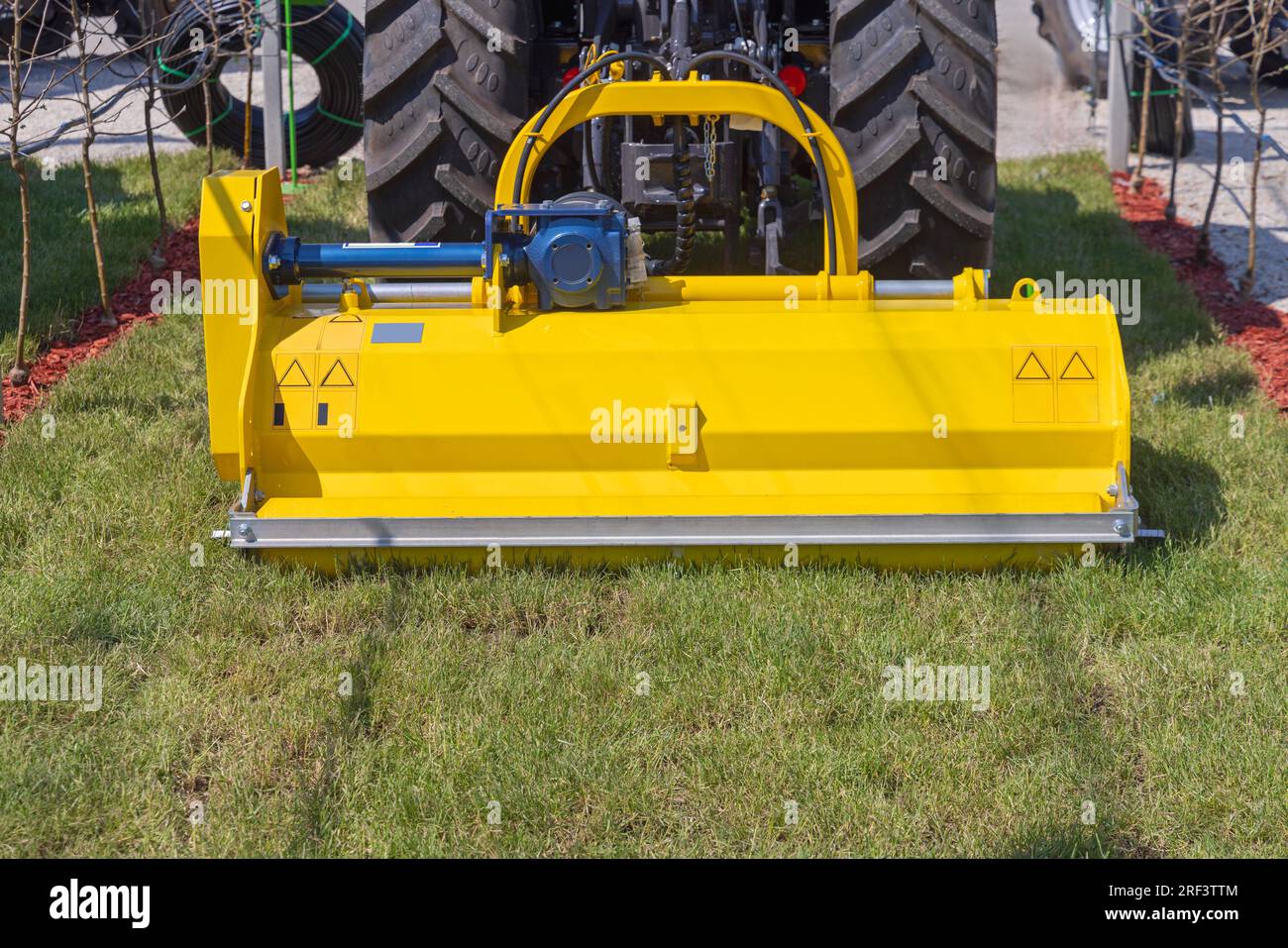 Hammer Mulcher Machine Tractor Attachment in Orchard Farm Equipment