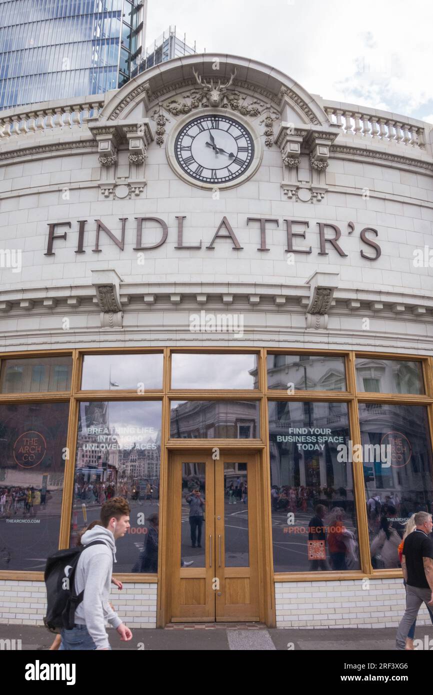 The restoration of Findlater's Corner by The Arch Company and Railway Heritage Trust on Borough High Street, Southwark, London, England, UK Stock Photo