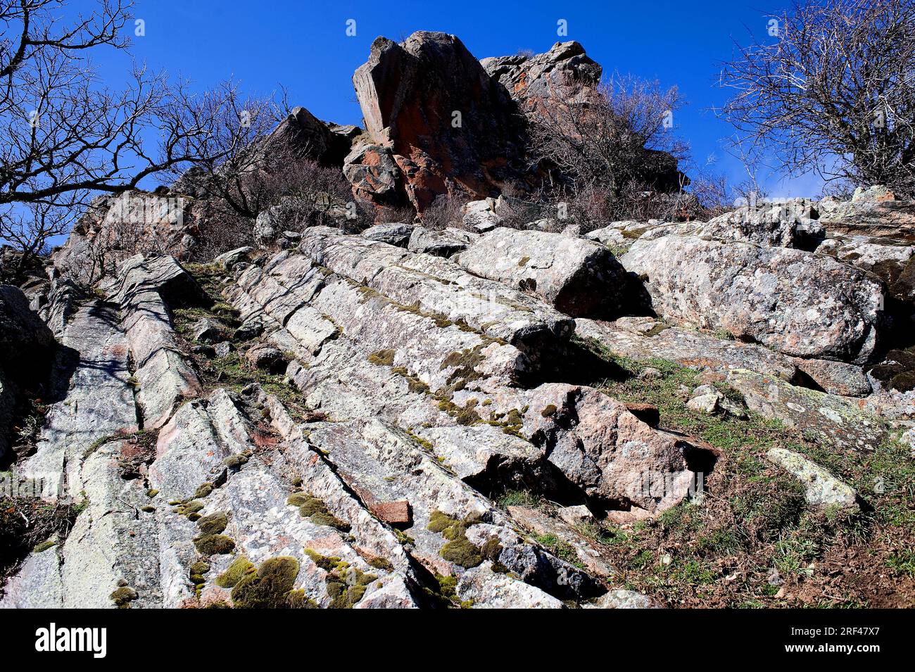 Columnar rhyolite. Rhyolite is an extrusive or volcanic rock. This ...