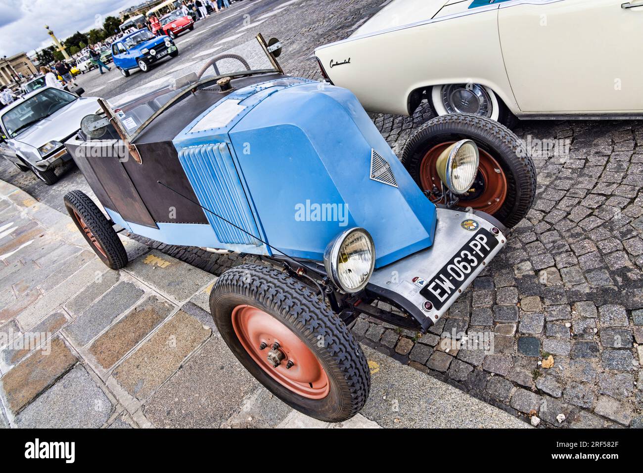 Ancien Porte Cle Huiles Renault Special Sport Vintage