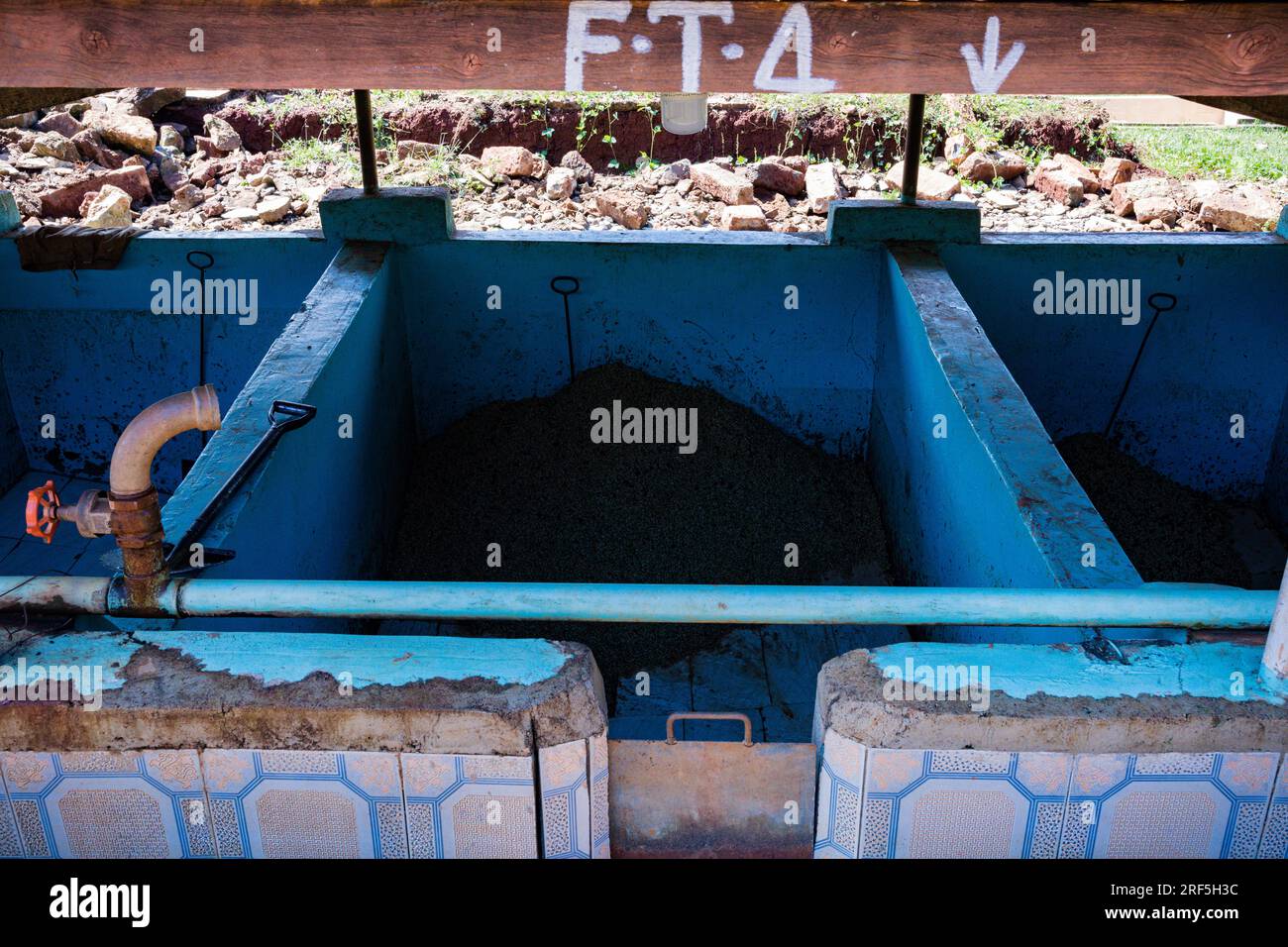 coffee dryer greenhouse solar dryer Structure for drying the coffee