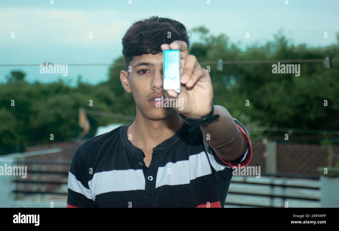 eye flu, acute conjunctivitis patient, asian patient has red eyes and