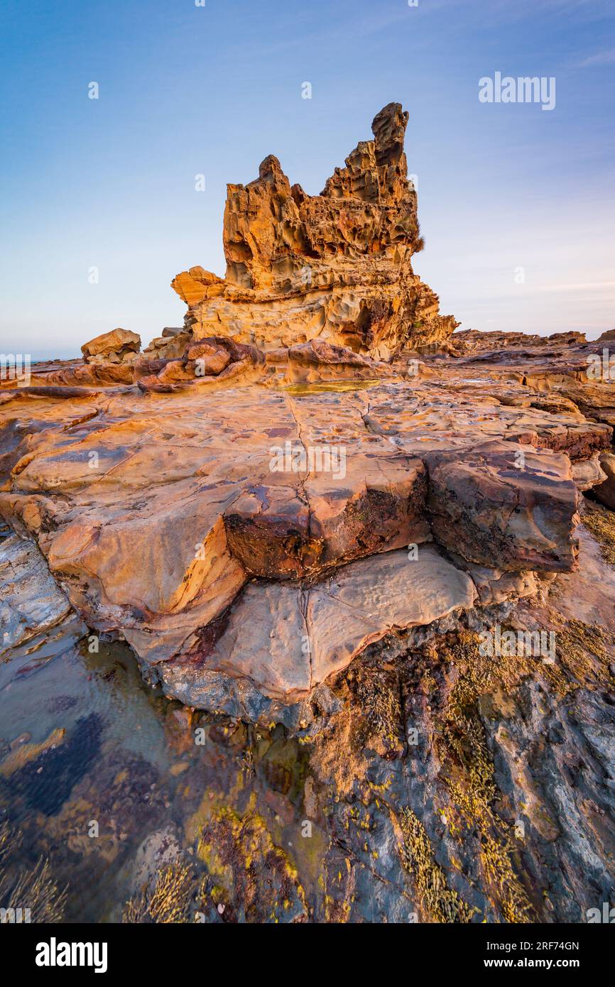 Inverloch Rocks Wide angles hi-res stock photography and images - Alamy