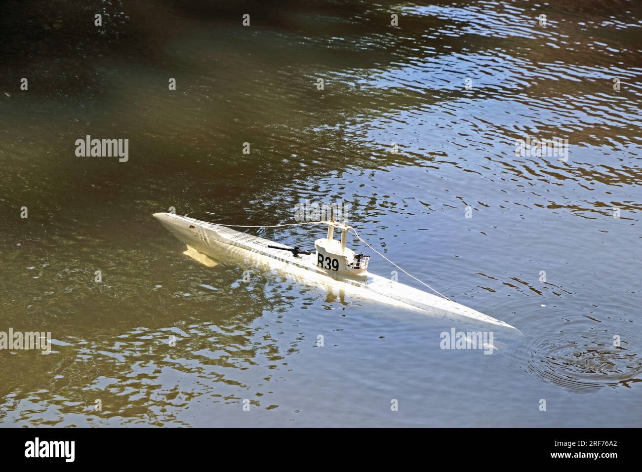 Remote Control Submarine With Torpedoes