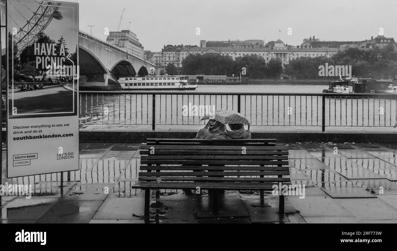Wet Couple Bench Black And White Stock Photos Images Alamy wet-couple-bench-black-and-white-stock-photos-images-alamy
