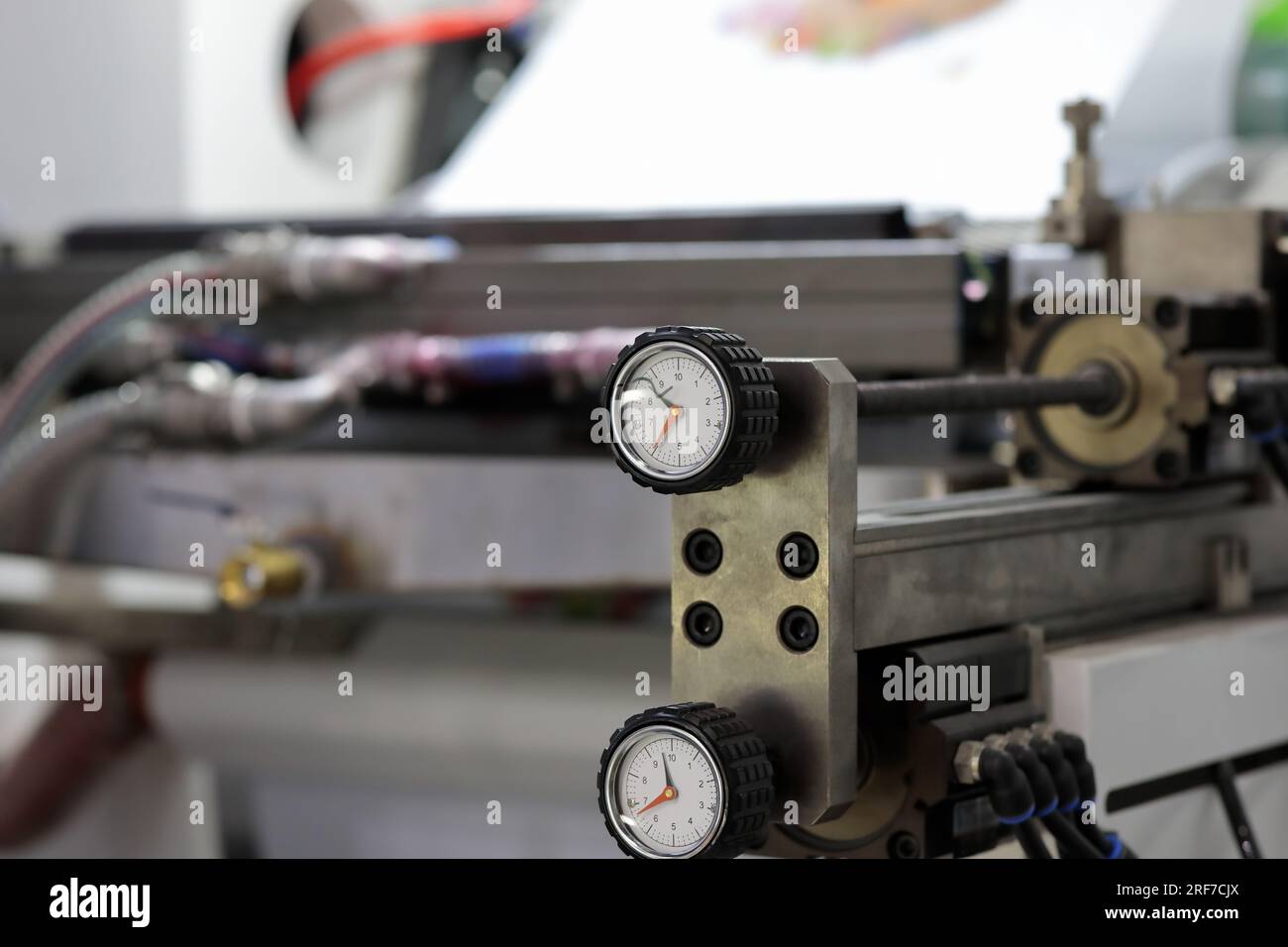 Machine Position Indication Analog position gauge hi-res stock photography and images - Alamy