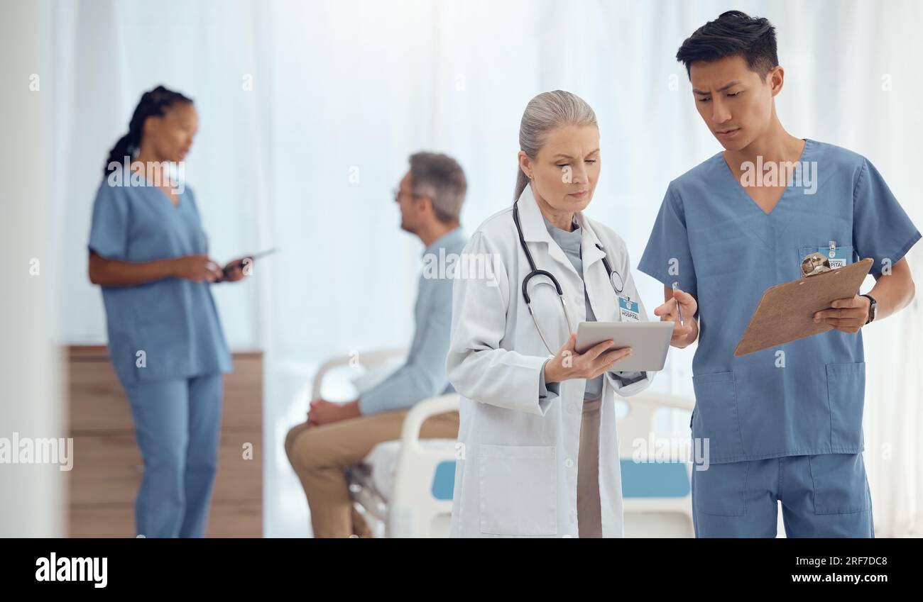Group nurses online training hi-res stock photography and images - Alamy